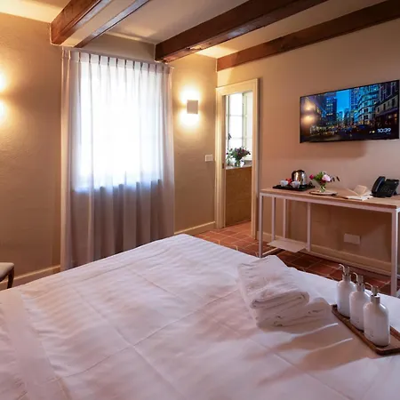 Agrisuite Le Querce Del Vareglio Vakantieboerderij *