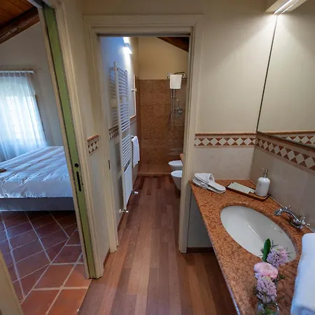 Agrisuite Le Querce Del Vareglio *