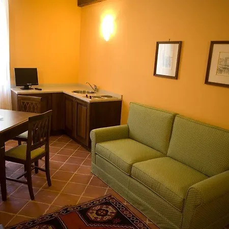 Agrisuite Le Querce Del Vareglio 팜스테이